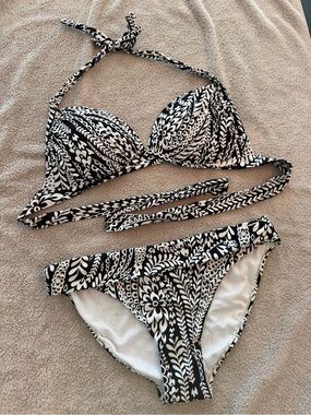 Black & White Floral Halter Bikini Set